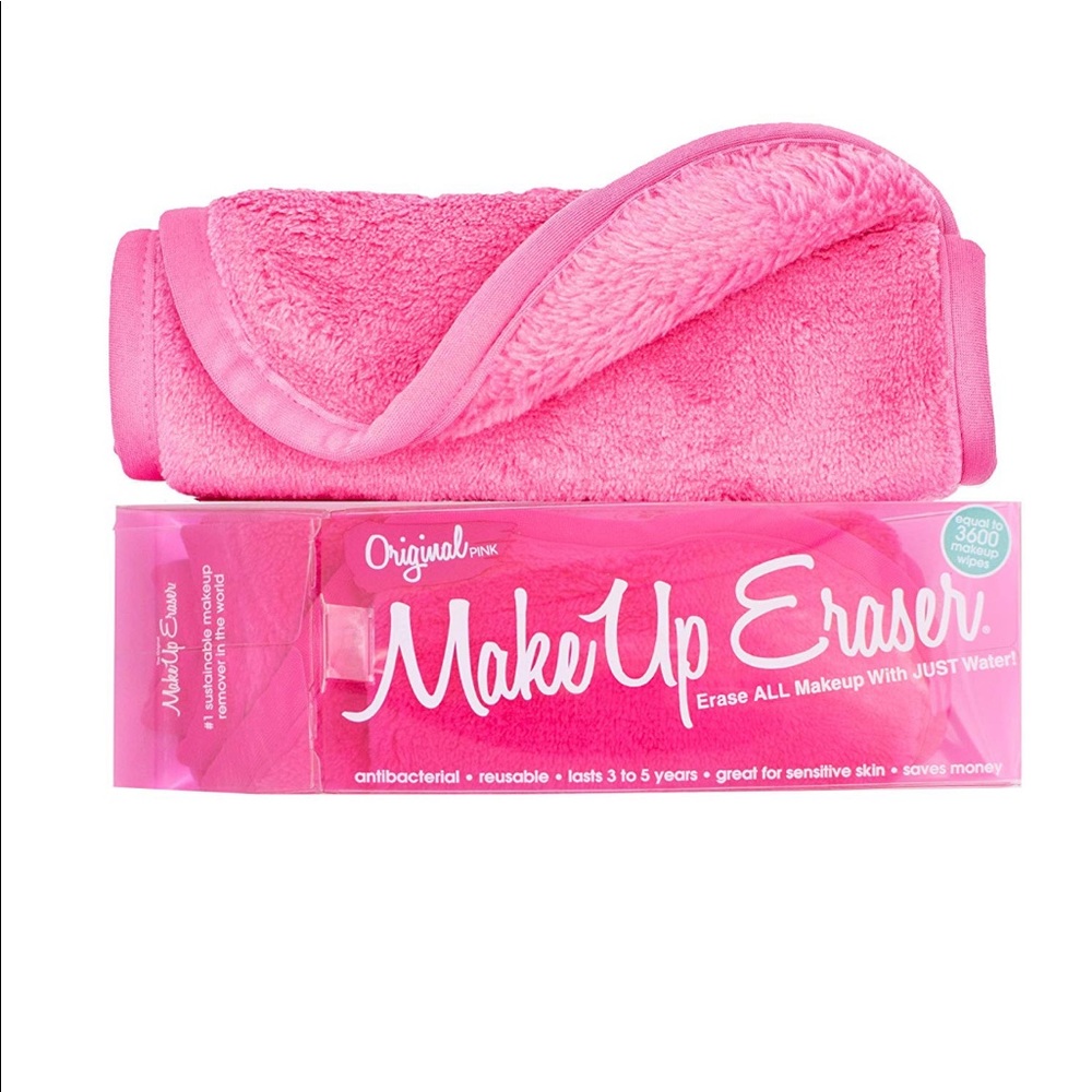 Never opened Make-up eraser in baby blue